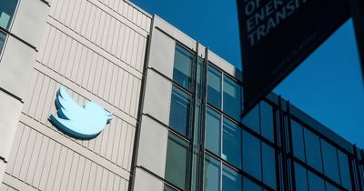 Twitter DOWN as thousands of people report they can't access social media site