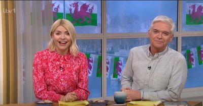 Holly Willoughby and Phillip Schofield left stunned after Welsh choir opens This Morning