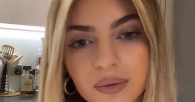 Love Island's Ellie Spence confesses stars 'fight' to 'vape' in the villa