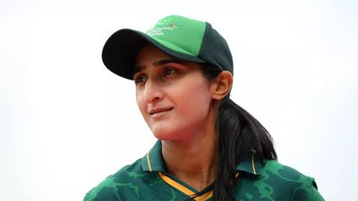Bismah Maroof steps down as Pakistan women's team captain