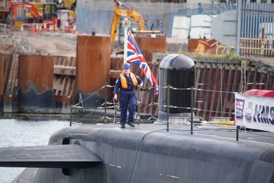 No 10 defends British submarine quality ahead of Aukus announcements