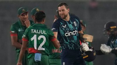 1st ODI: Ton-up Dawid Malan guides England to 3-wicket win over Bangladesh