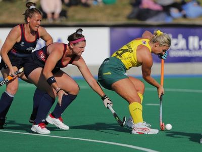 Keeper Bing excels to deny Hockeyroos in shootout