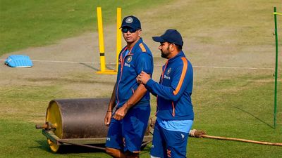 Players, administrators telling curators how to prepare pitches is rubbish: Ian Chappell