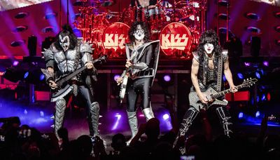 Kiss goodbye: Band announces final dates of farewell tour, including Rosemont concert