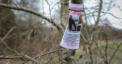 Volunteer water search teams offer to help trace missing Peter Baglin as 'social media detectives' emerge online
