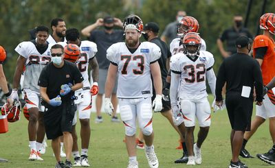 Bengals won’t switch Jonah Williams from LT to RT