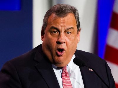 Chris Christie explains why he believes Trump will be indicted