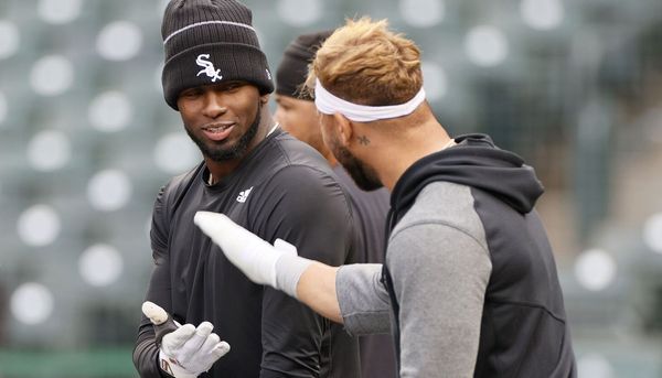 White Sox 'grinder' Seby Zavala says lack of urgency in 2022 camp