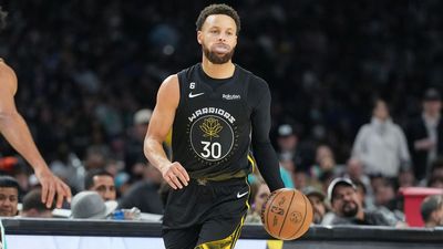 Warriors GM Bob Myers Hopeful Stephen Curry Can Return Next Week