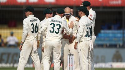 Nathan Lyon claims eight-wicket haul against India, Australia chasing 76 for victory in third Test in Indore