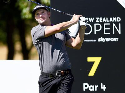Queensland golfer Wood seizes four-shot NZ Open lead