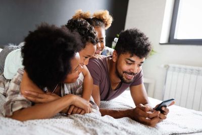 TikTok sets screen time limit for under-18s: How kids can help parents learn about online safety