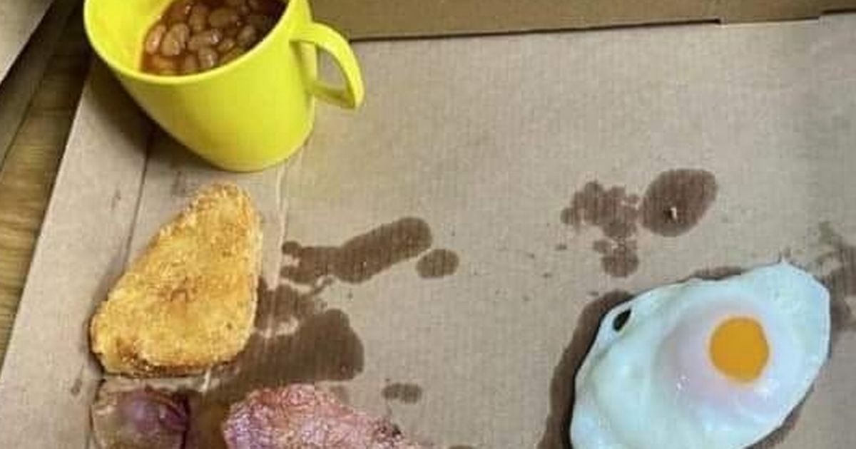 People baffled by 'disgusting' Alton Towers breakfast…