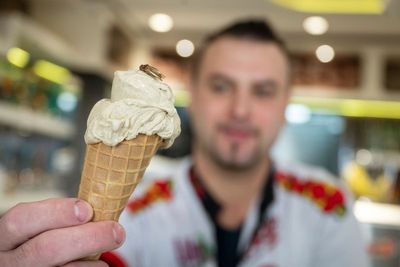 German ice cream parlor offers cricket-flavored scoops