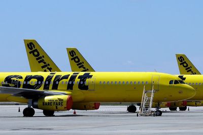 Spirit flight diverted after battery fire in overhead bin