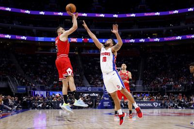 WATCH: Zach LaVine drops 41 points in victory vs. Pistons