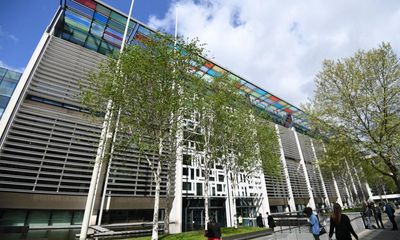 The Guardian view on the Home Office: residency rules are prolonging misery