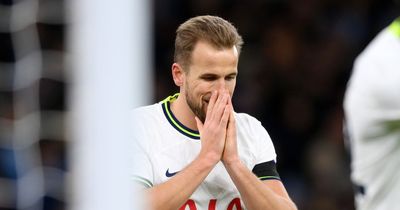 Tottenham sent Harry Kane transfer warning as striker 'having doubts' amid Man United links