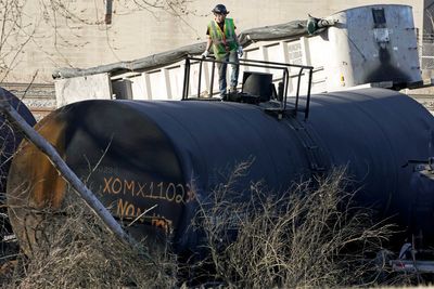 NTSB: Key tank car part melted after Ohio train derailment