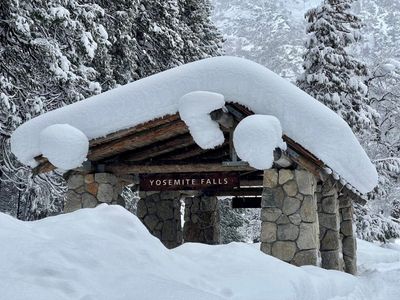 Yosemite national park shut indefinitely after breaking 54-year daily snow record