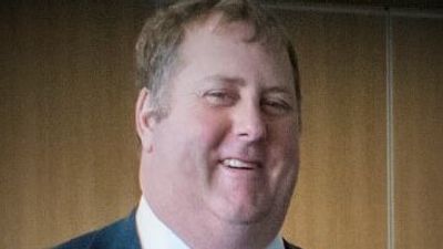 Tasmanian Liberal John Tucker accepts apology from Labor after being mocked for speech stumble