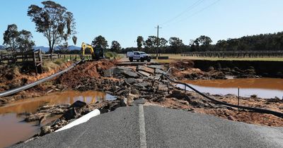 Mayor says Labor's plan to ditch local road handover will cripple councils in the long run