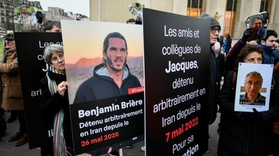 Frenchman remains in Iran prison despite acquittal, lawyer says