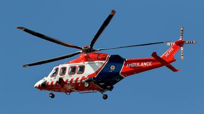 Toddler dies after car hit tree near Halls Gap, western Victoria