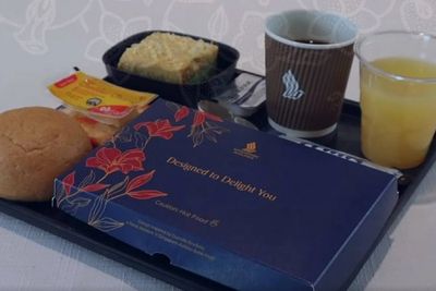 Singapore Airlines' paper serviceware trial criticised as cheap