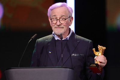 Spielberg: Antisemitism in US ‘standing proud with hands on hips like days of Hitler’