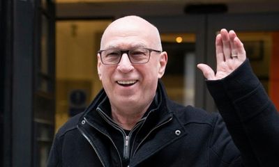 Radio 2 DJ Ken Bruce pays tribute to listeners on final show