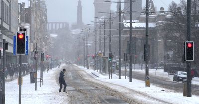 Edinburgh snow and ice weather warning issued by Met Office as temperatures plummet