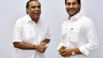 Andhra Pradesh clinches projects worth Rs.13 lakh crore at Global Investors Summit