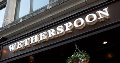 Wetherspoons worker reveals the best dishes to order and what to avoid