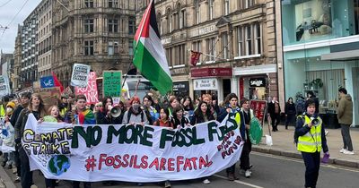 Young Edinburgh activists halt city centre traffic as part of global climate strike