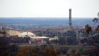 Mine site restoration expert hits out at Alcoa's 'environmental negligence' after pipeline built near drinking water dam