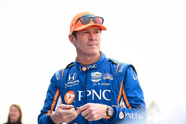 IndyCar St. Petersburg: Dixon leads Herta in incident-packed opening practice