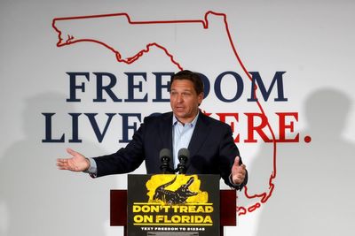 Florida Republicans want bloggers who write about DeSantis to register with the state