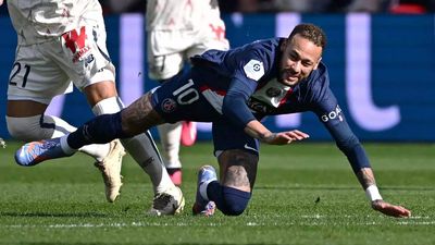 Neymar ruled out of PSG's Champions League clash with Bayern Munich due to injury