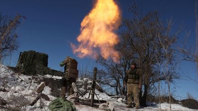 Ukrainian forces cling to Bakhmut under severe Russian pressure