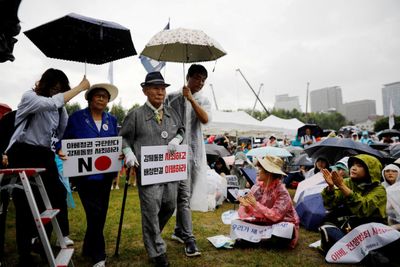 Tokyo and Seoul mending frayed ties