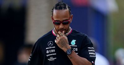 Lewis Hamilton shows Mercedes frustration with radio message ahead of F1 Bahrain GP