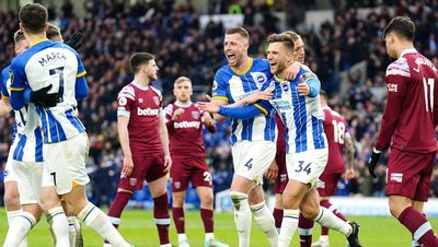 West Ham fans turn on David Moyes after heavy defeat at Brighton