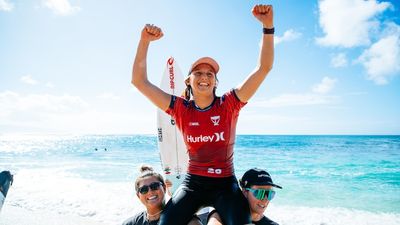 How Australian surfer Molly Picklum bounced back from disappointment to top the WSL standings