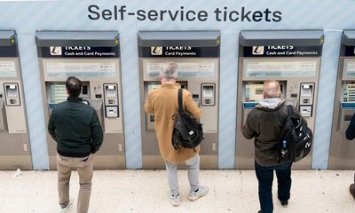 Train fares in England and Wales rise by 5.9% despite poor service
