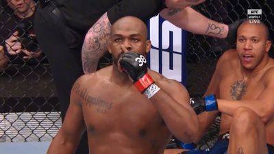 Twitter reacts to Jon Jones’ dominant vacant title win over Ciryl Gane at UFC 285