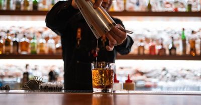 Bartender is sick and tired of 'no ice' request from customers and reveals the 'catch'
