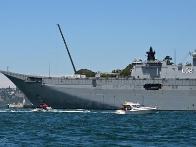 HMAS Canberra deployed to Vanuatu in wake of cyclones