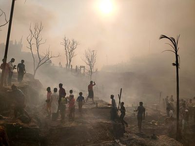 Fire hits crowded Rohingya refugee camp in Bangladesh